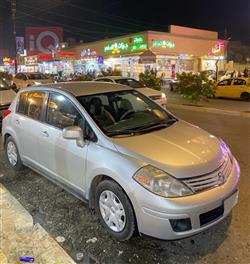 نيسان فيرسا